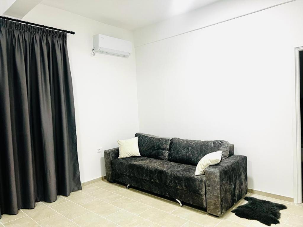 Kristian Apartments Берат Экстерьер фото