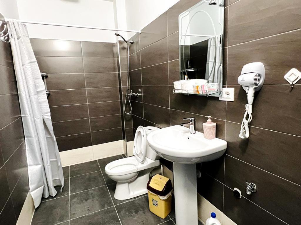 Kristian Apartments Берат Экстерьер фото